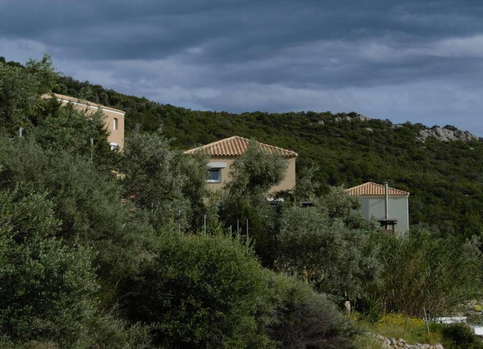 Melolia Estate Apartamento Thebes Exterior foto